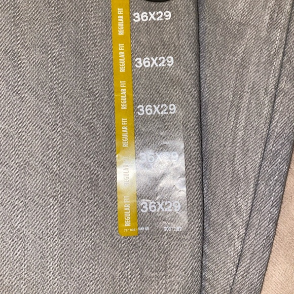 Lee gray jeans. Regular fit. Size 36x29 - Picture 7 of 9